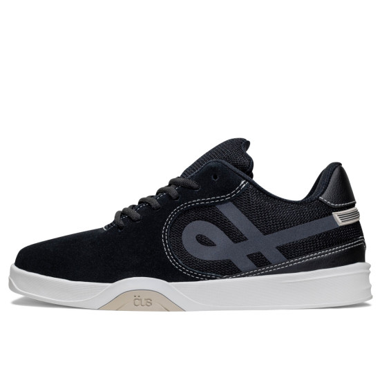 Tenis sales preto ous